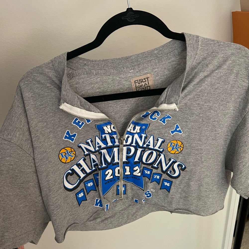 Kentucky Vintage Cropped Tee